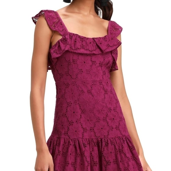 NEW-LULU’S Eyelet/Lace/Ruffled Magenta Short Dress - Picture 4 of 7